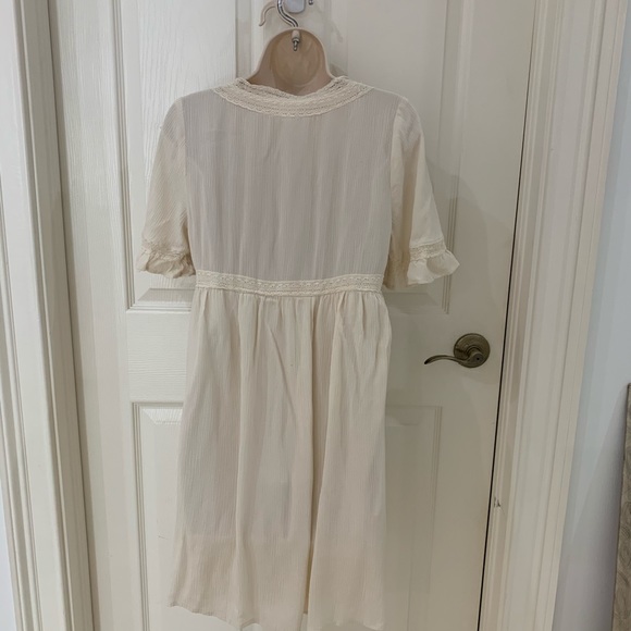 Cream Floral Embroidery Boho Dress - Picture 7 of 11